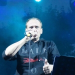 Paweł Kukiz śpiewa