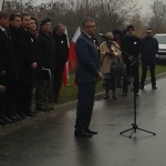 Prof. Józef Brynkus przemawia na uroczystości nadania ulicy płk. Ryszarda Kuklińskiego w Otwocku - fot. Agnieszka Leciejewska
