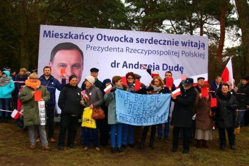 Prezydent RP Andrzej Duda witany w Otwocku - marzec 2016 - fot. Małgorzata Kupiszewska