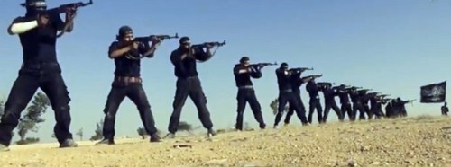 An image grab taken from a propaganda video uploaded on September 7, 2013 by Syria's Islamist Ahrar al-Sham group shows its members taking part in a training session at an undisclosed location in Syria. Syria's Islamist Ahrar al-Sham rebel brigade named new chiefs on September 10, 2014 after a devastating blast that killed nearly 30 members of its leadership in northeastern Idlib province. Ahrar al-Sham is a key component in the Islamic Front rebel coalition, which has been battling both President Bashar al-Assad's regime, and jihadists from the Islamic State group.  AFP PHOTO / HO / AHRAR AL-SHAM  === RESTRICTED TO EDITORIAL USE - MANDATORY CREDIT "AFP PHOTO / HO / AHRAR AL-SHAM " - NO MARKETING NO ADVERTISING CAMPAIGNS - DISTRIBUTED AS A SERVICE TO CLIENTS FROM ALTERNATIVE SOURCES, AFP IS NOT RESPONSIBLE FOR ANY DIGITAL ALTERATIONS TO THE PICTURE'S  ===