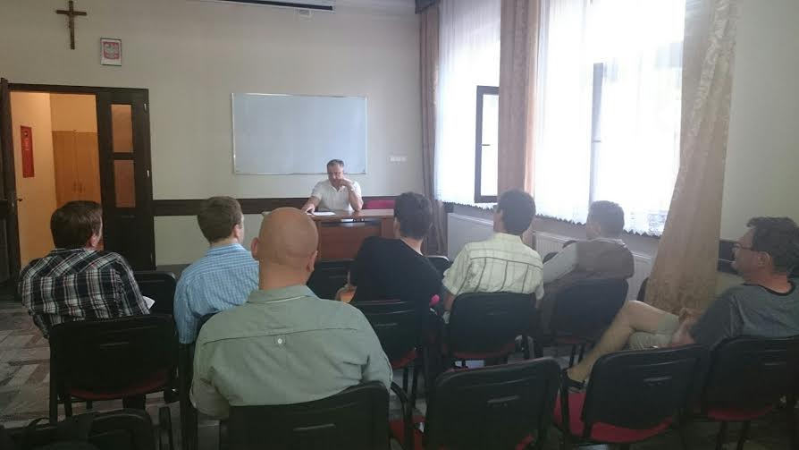 Poseł Kukiz'15 dr hab. prof. UP w Krakowie Józef Brynkus na spotkaniu z mieszkańcami Myślenic maj 2016 rok - fot. Wojciech Kostka