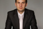 Dr Grzegorz Pacek