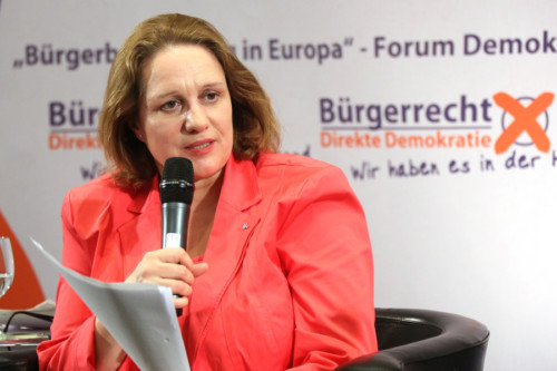 Forum_Demokratie_Bettina_Roehl