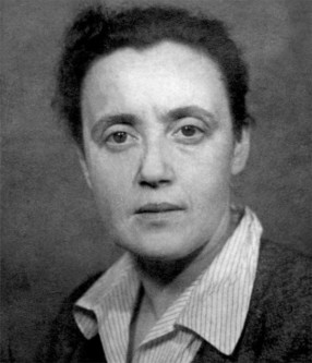 ipn_julia_brystiger_550a