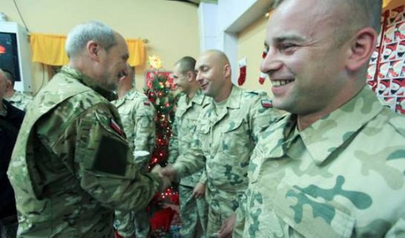 macierewicz-minister-mon-w-mundurze-wojskowym