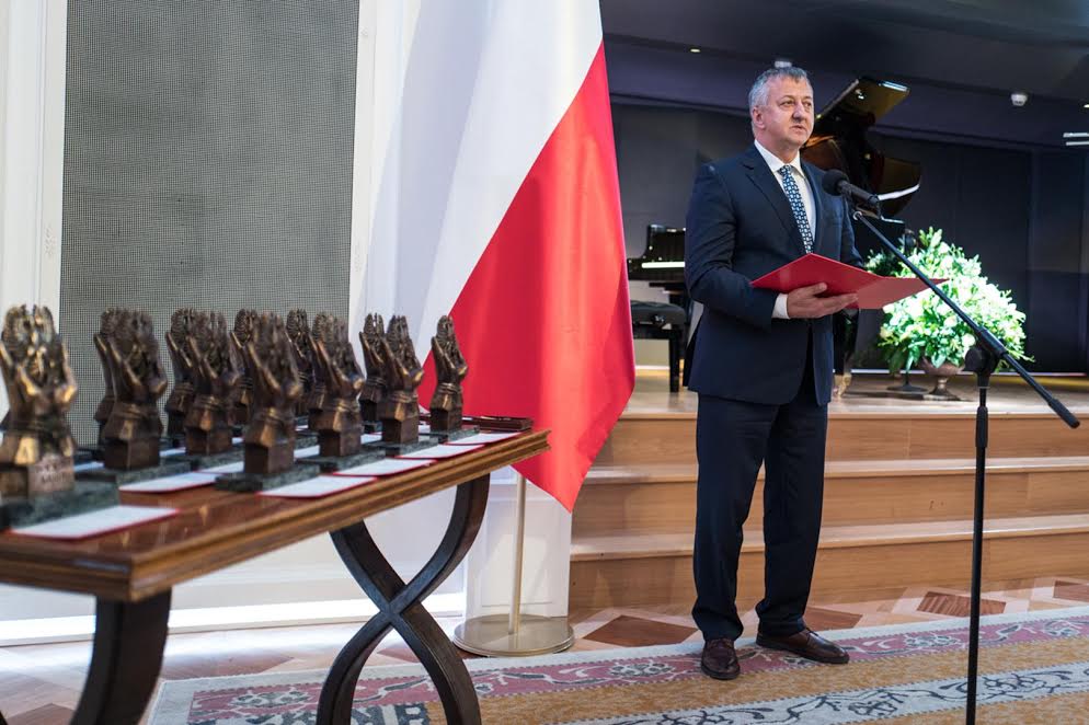 posel-dr-hab-pof-up-krako-jozef-brynkus-glosi-laudacje-w-belwederze