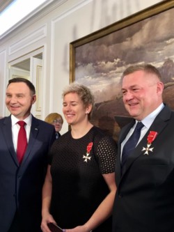 prezydent-rp-andrzej-duda-i-anita-wlodarczyk-z-trenerem