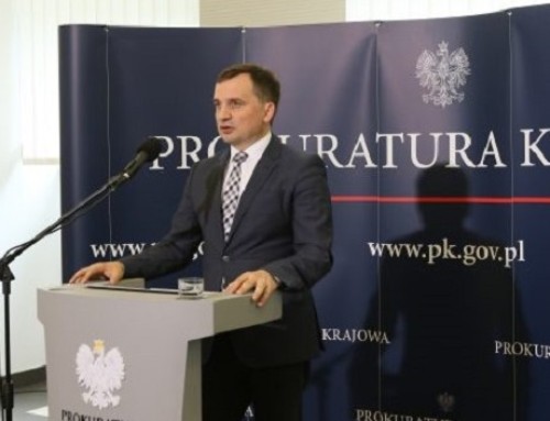 Ziobro na celowniku prokuratury Żurka. Polityczny teatr podszyty starym duchem SB