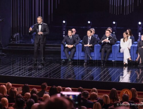Trzech polityków i Chopin: koncert ciszy, póz i PR-u — pantomima w tonacji władzy