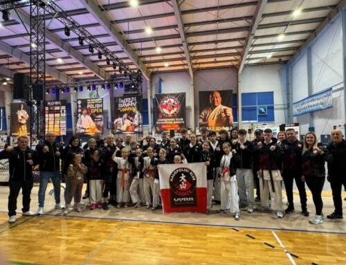 Małopolski Klub Oyama Karate zdobywa 3. miejsce drużynowo i 9 pucharów w Limanowej!