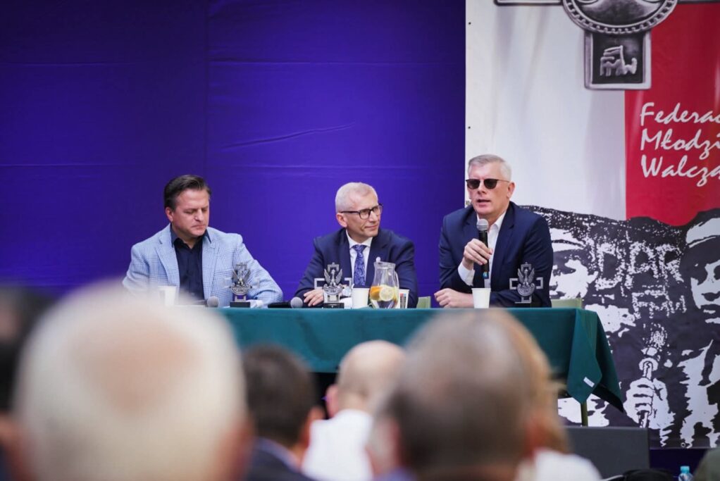 Łapy precz od Bogdana!!!