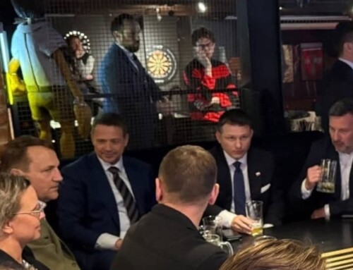 Czy Konfederacja stanie się „planem B” KO? Okiem i uchem dziadka Zdzicha