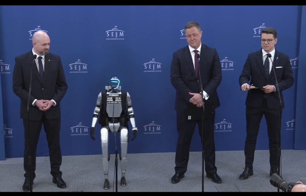 „Edward Warchocki” w Sejmie. Kto odpowiada za wpuszczenie robota?