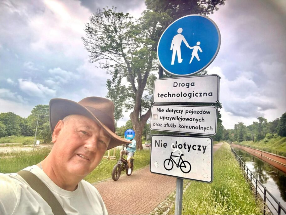 Wyścigi śmierci na chodnikach — kto zatrzyma drogowych szaleńców?