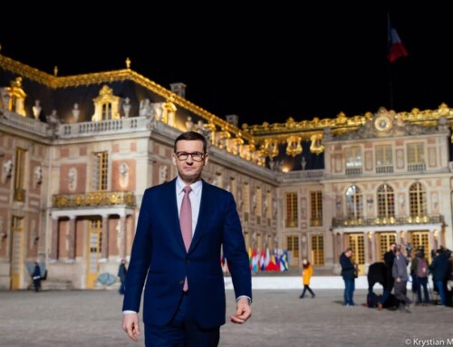 Mateusz Morawiecki: Żelazo za&nbsp;krew. Jak uratowaliśmy Polskę przed&nbsp;Putinem