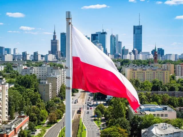 2 maja Dniem Flagi Rzeczypospolitej Polskiej