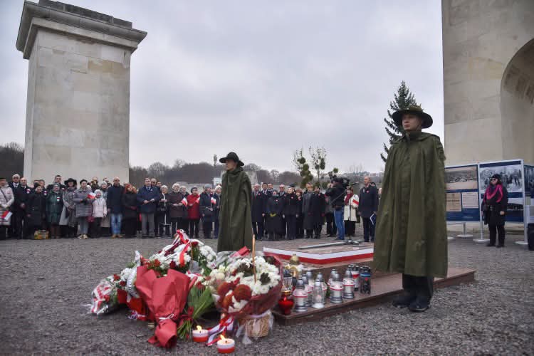 Marsz we&nbsp;Lwowie. Gra polityczna kosztem Polaków?